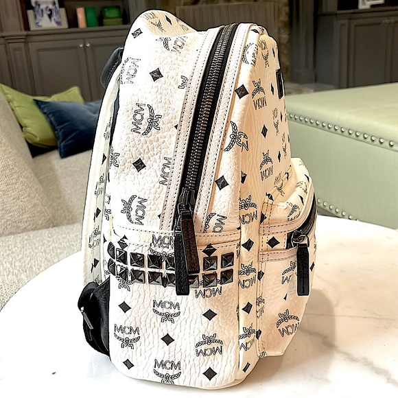 MCM white leather backpack - Picture 4 of 16